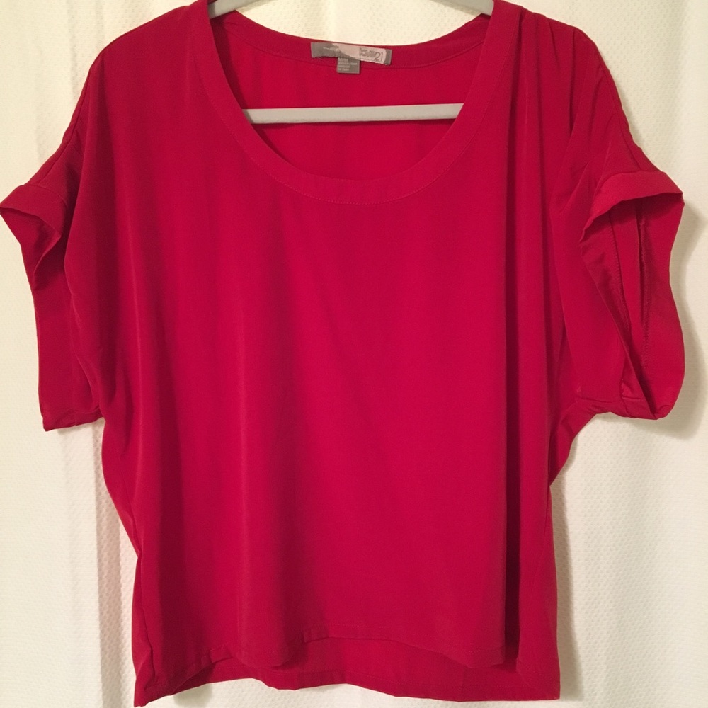 Forever21 Love21 Red Top